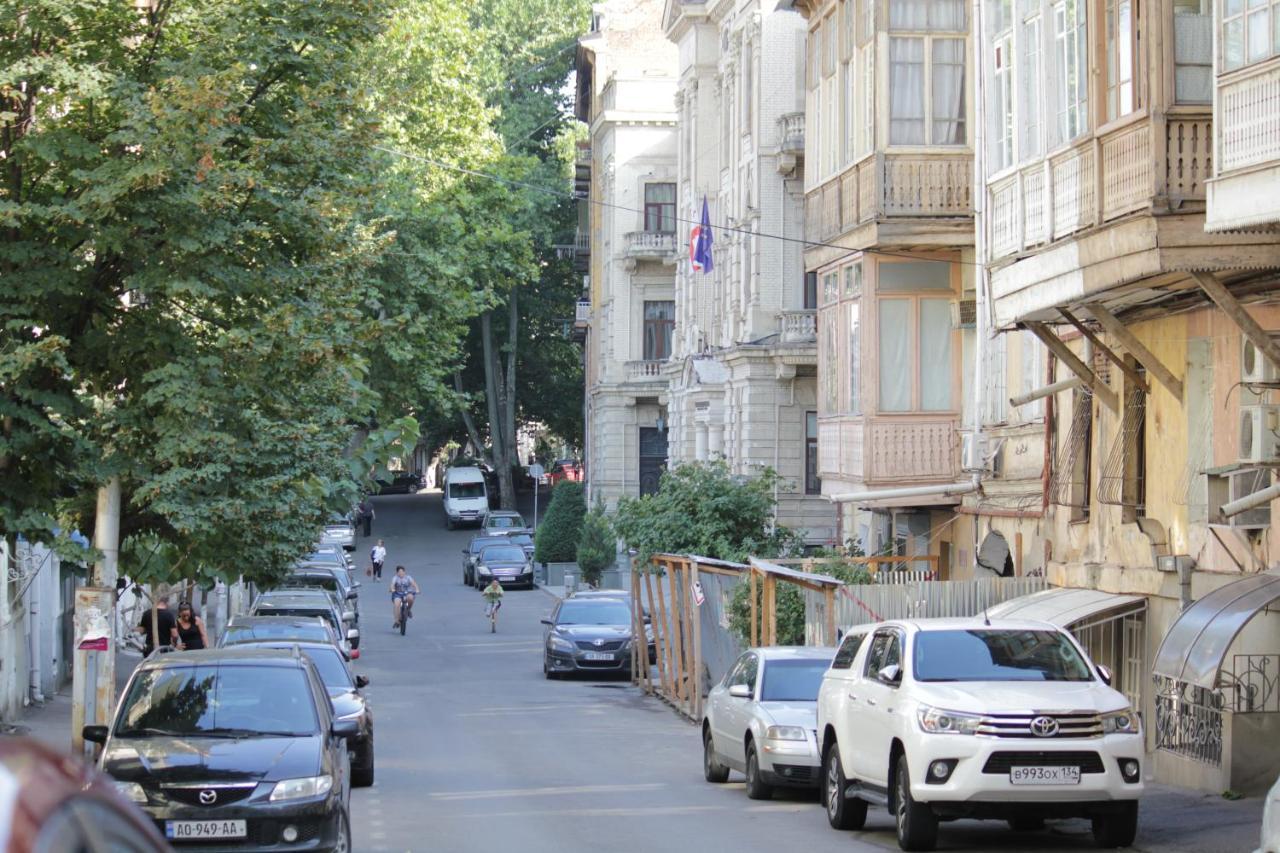 Downtown-Home In The Heart Of Old Tbiliszi Kültér fotó